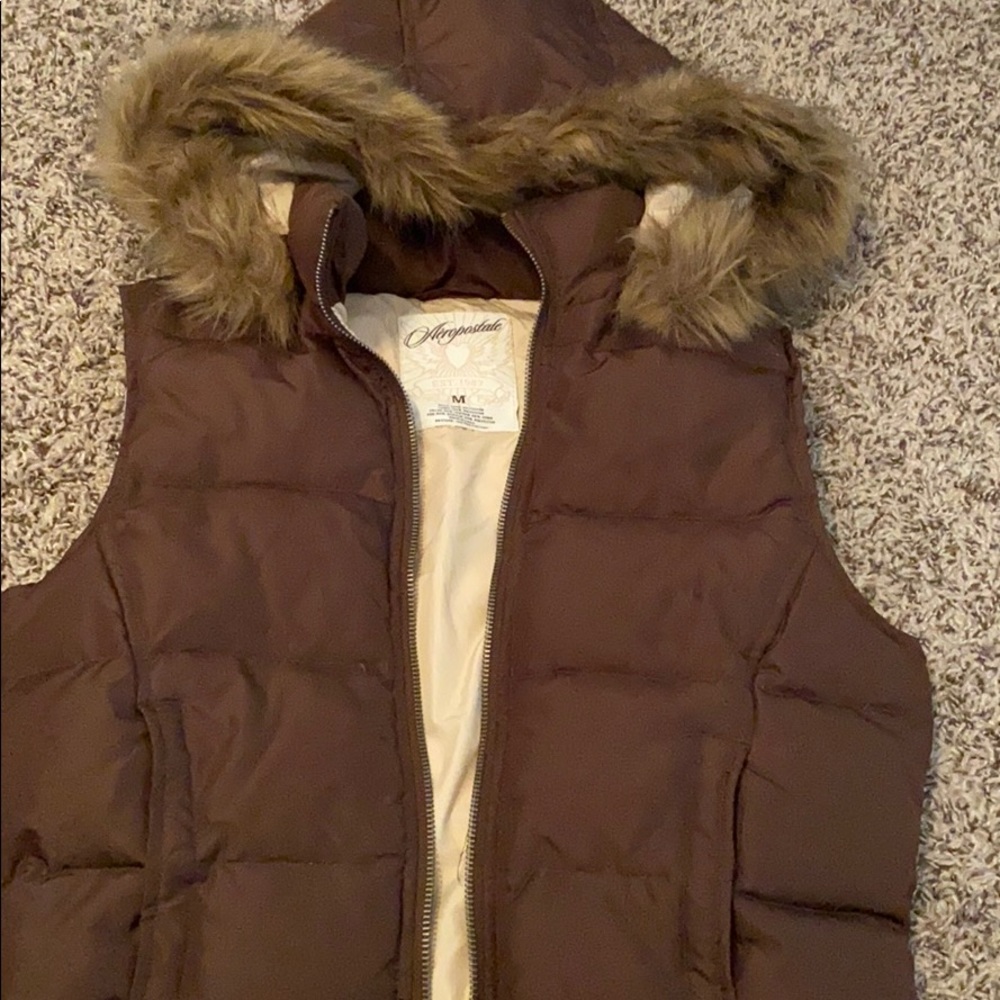 Comfy brown vest from Aeropostale